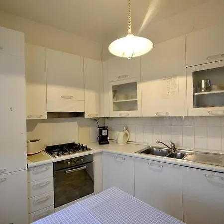 Sleeps 4 Wifi Apartment *